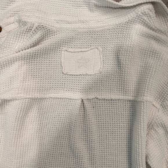 POL White Gauze Oversized Shacket - Picture 2 of 2